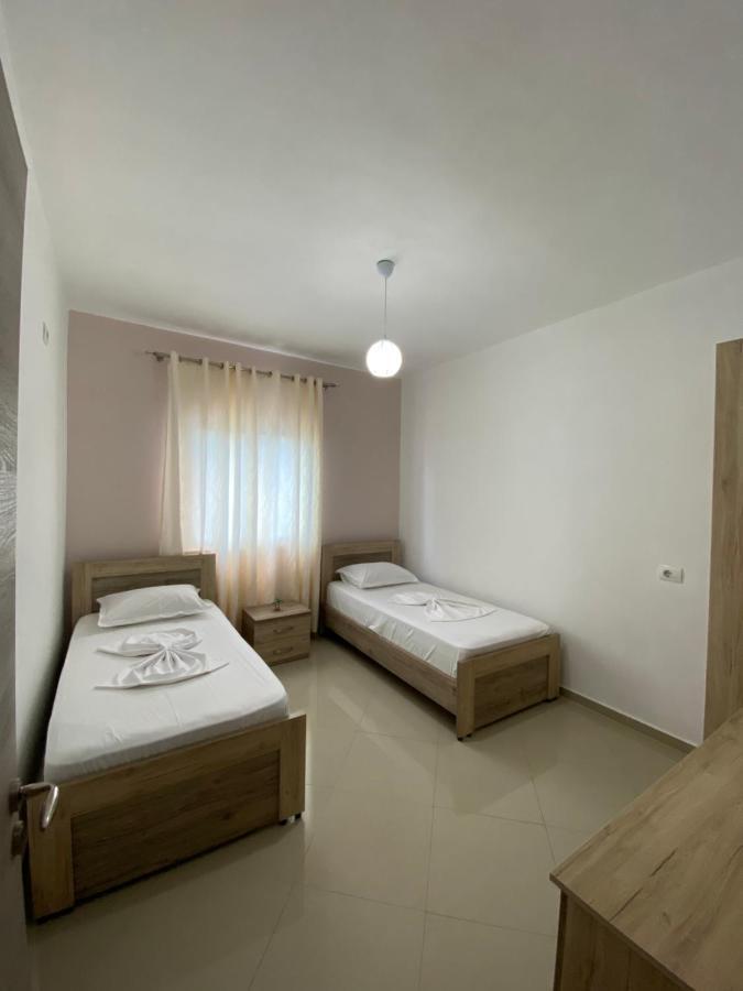 Hotel Andrea ซารานเดอ ภายนอก รูปภาพ