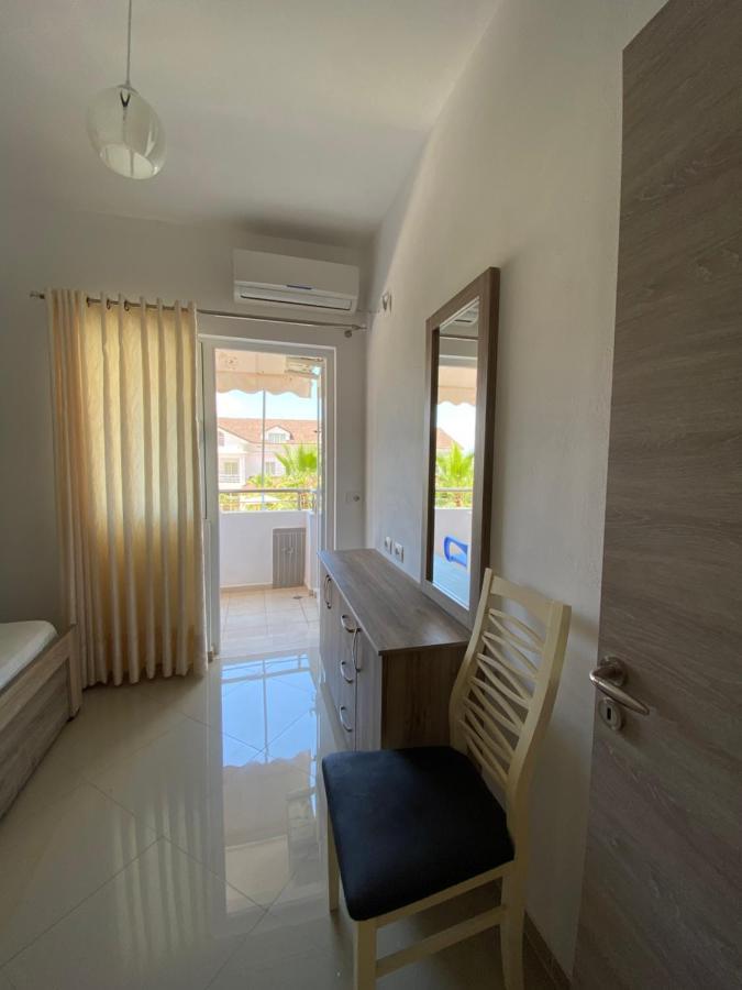 Hotel Andrea ซารานเดอ ภายนอก รูปภาพ