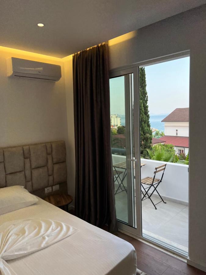 Hotel Andrea ซารานเดอ ภายนอก รูปภาพ